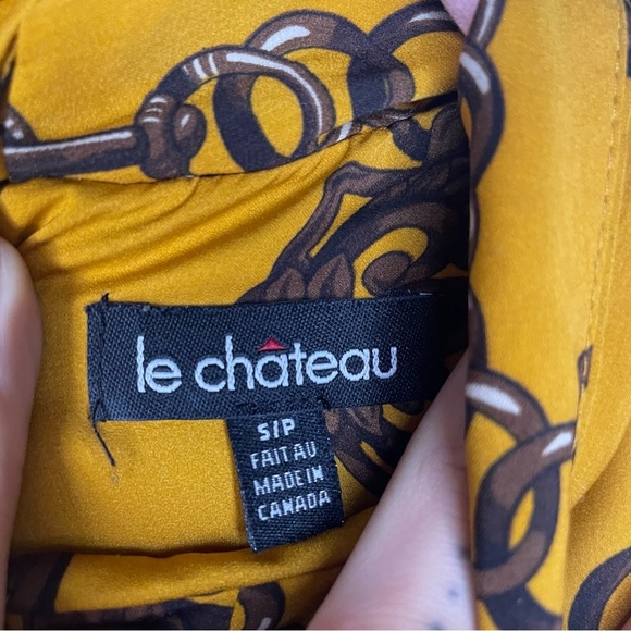 ⭐️(S) Le chateau chain print tank top with neck tie - Picture 3 of 4